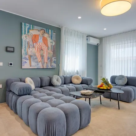 Apartment Elisadora I *